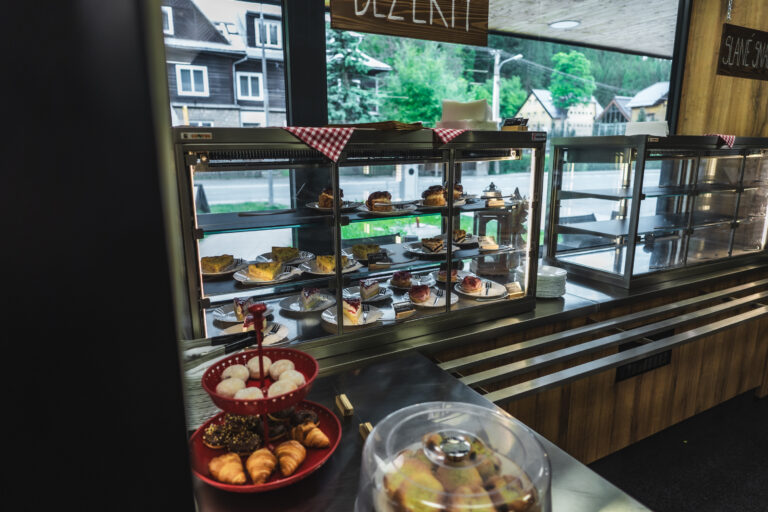 Domovjanka-Restaurace-04