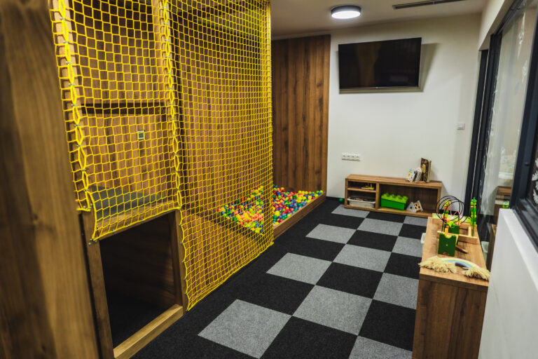 Domovjanka-Restaurace-05